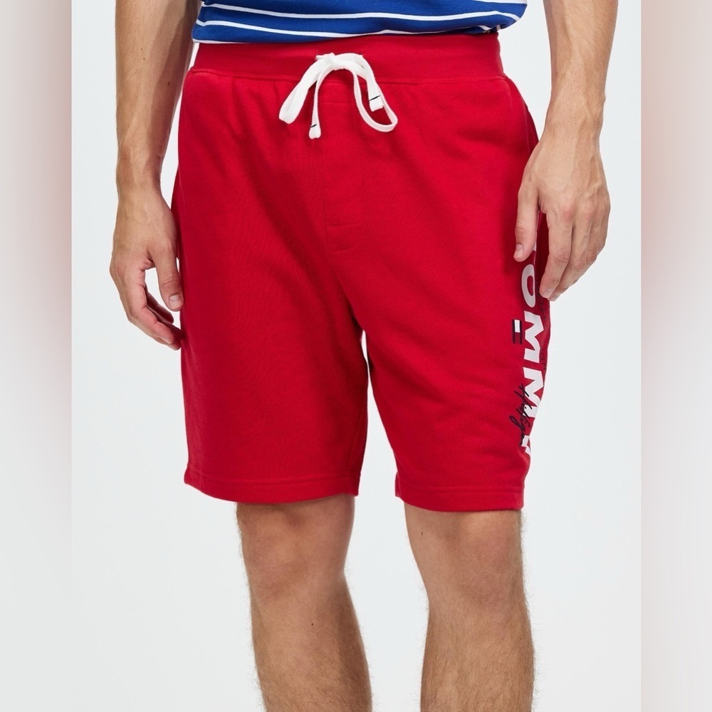 Tommy Hilfiger short size extra large